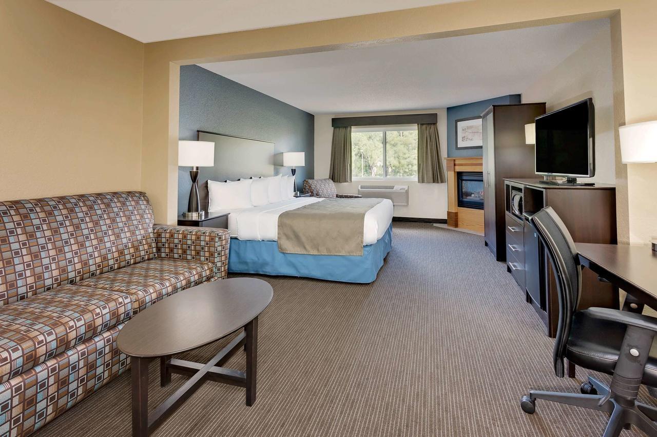 Baymont By Wyndham Owatonna Hotel Exterior foto